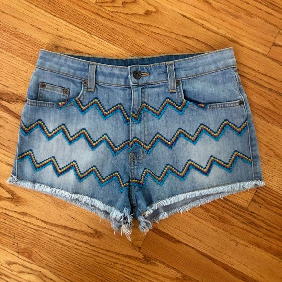 Carmar high rise Zig Zag Embroidered Shorts - Picture 1 of 9